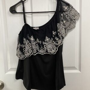 Maurices Black W/White Lace One Shoulder Blouse Tank Shirt‎ Top Sz. M